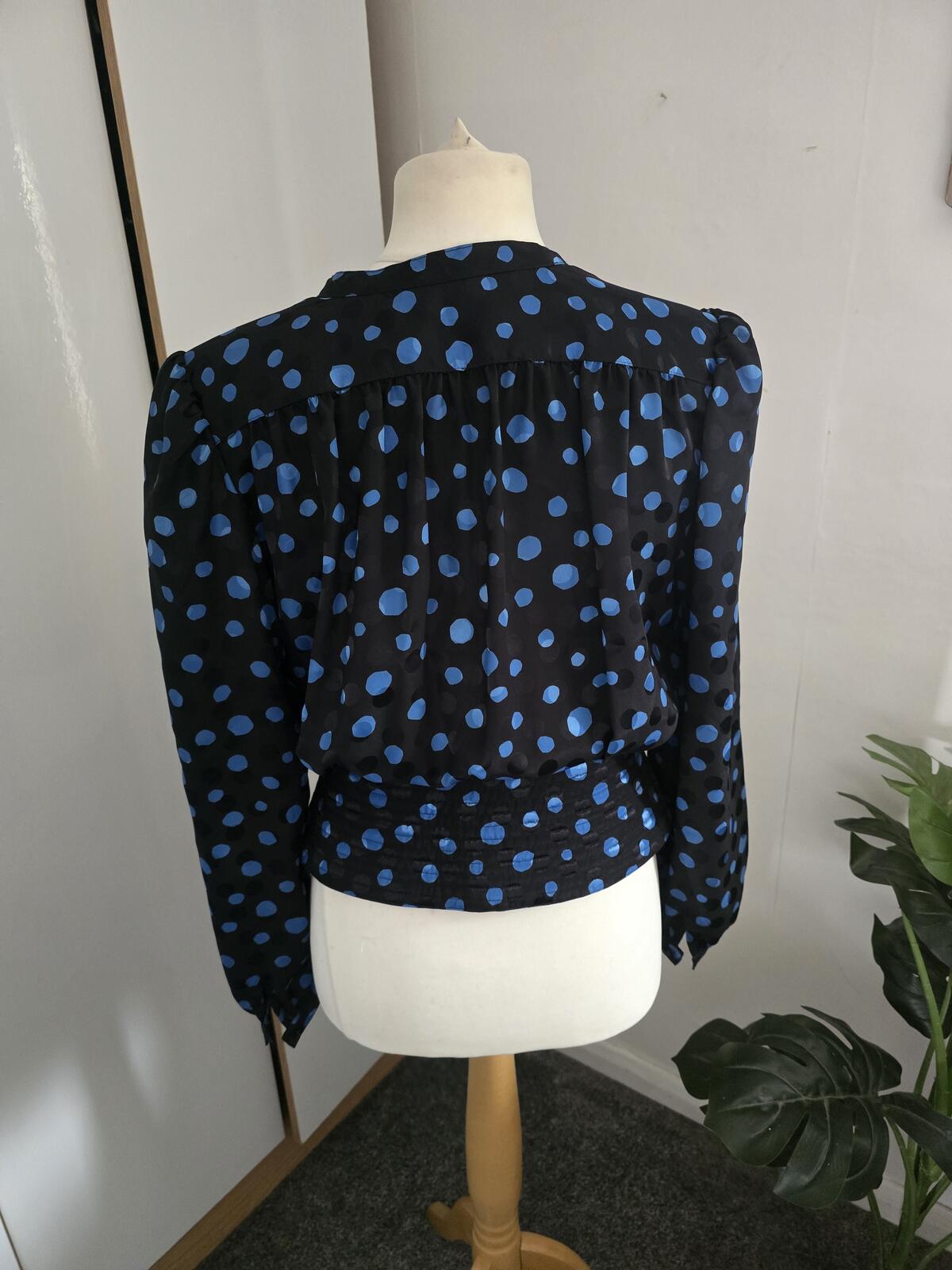 Vintage 1980s Parigi Black and Blue Polka Dot Blouse Size 8-10