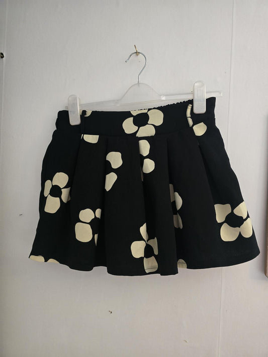 New Look Bold Vintage Y2K Retro Floral Pleated Mini Skort Size Medium