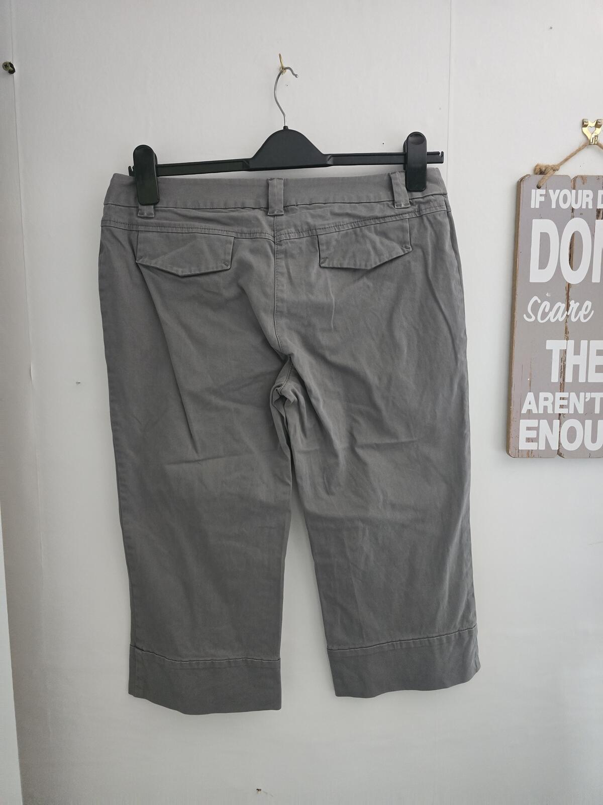 Next Grey Cropped Chino Shorts UK 12 Y2K Bootcut Wide Leg Crop Trousers