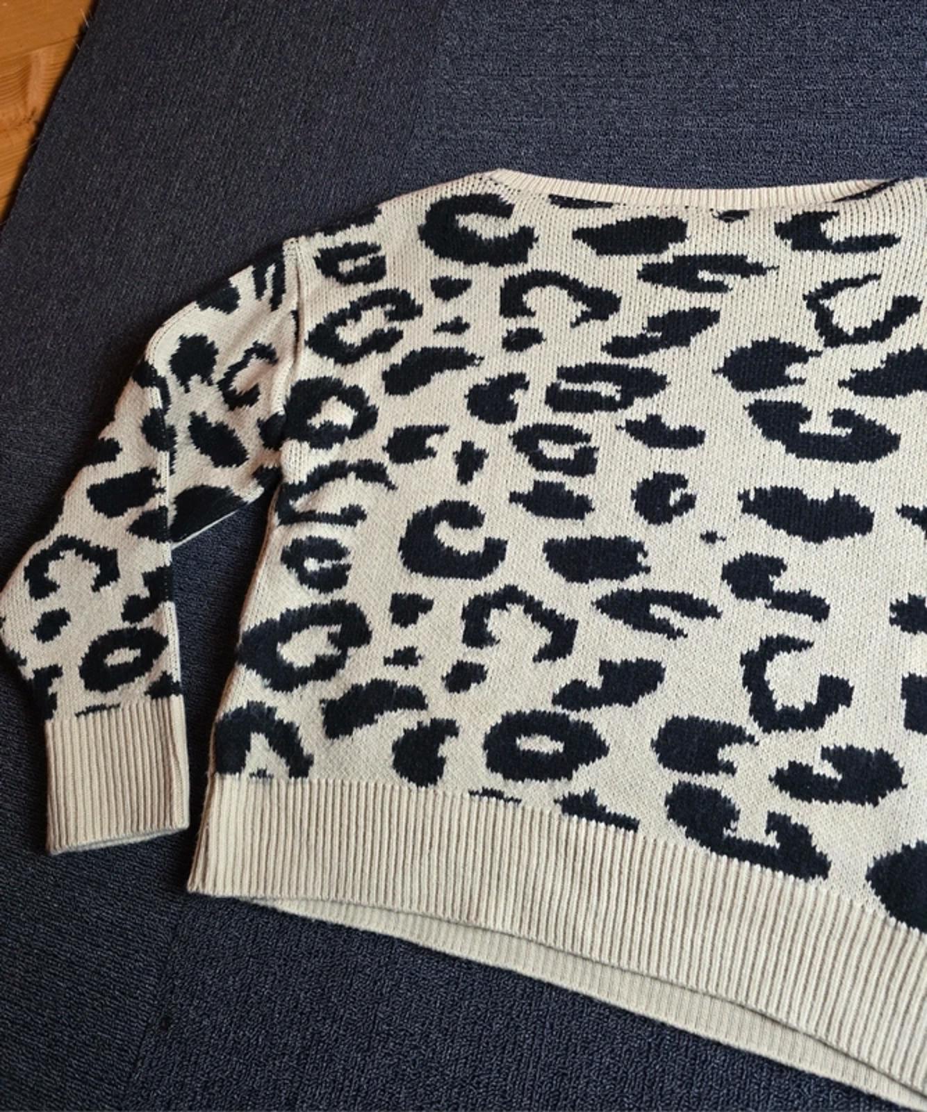 Beige & Black Jumper Size 12 Leopard Print Everyday Friends like these