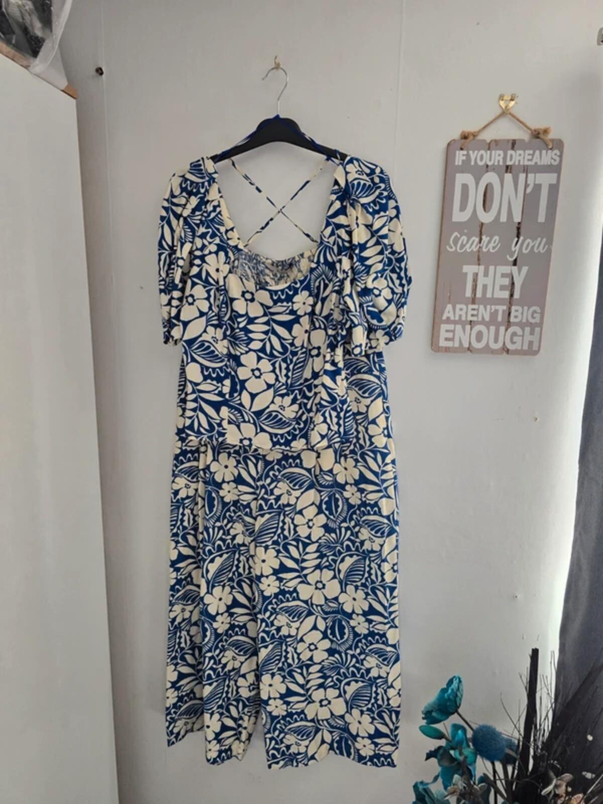 Tu Blue & White Floral 2-Piece Co-Ord Outfit Size 14 Reg