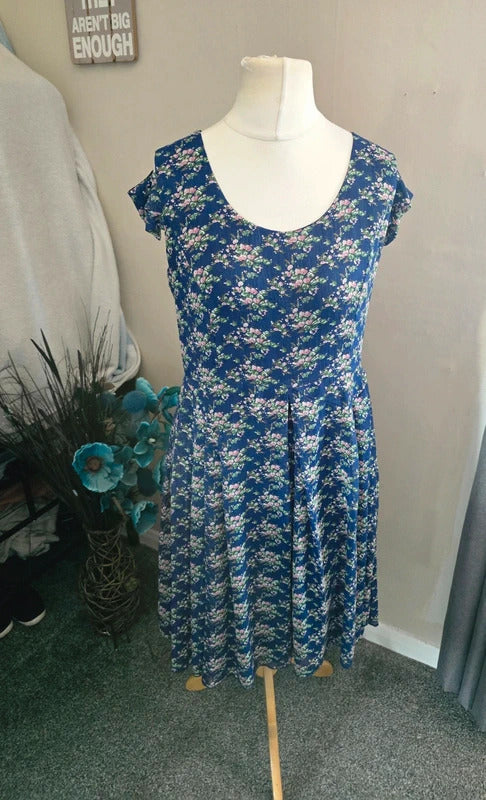 Jumpo Blue & Pink Floral Cold Shoulder Flared Midi Dress M/L Size  12-14