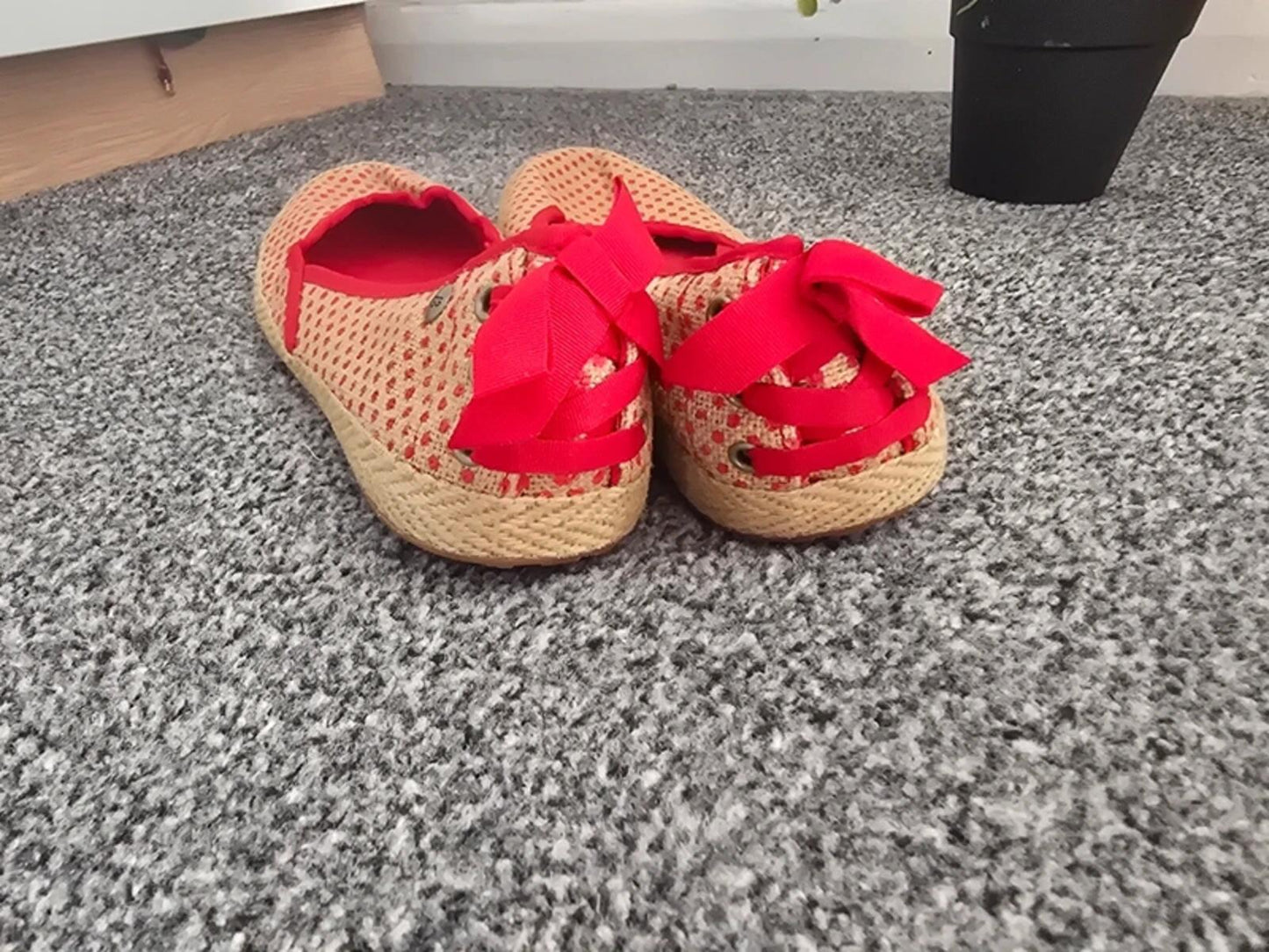 UGG Australia "Indah" Burlap Polka Dot Espadrille Flats pumps Size UK 4.5