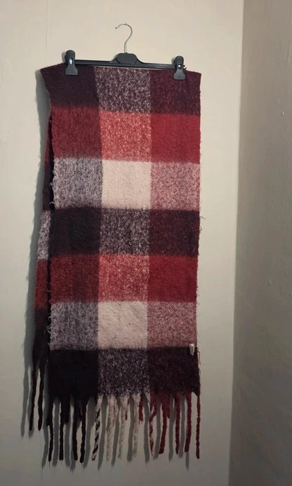 Original Red Burgundy Purple Checked Chunky Knit Tassel Scarf