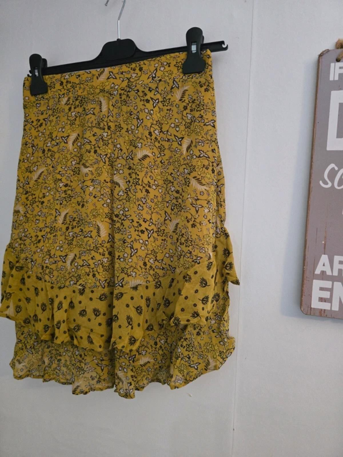 M&S Yellow & Black Floral Layered Mini Skirt Size 10 Lined Frill Hem Boho