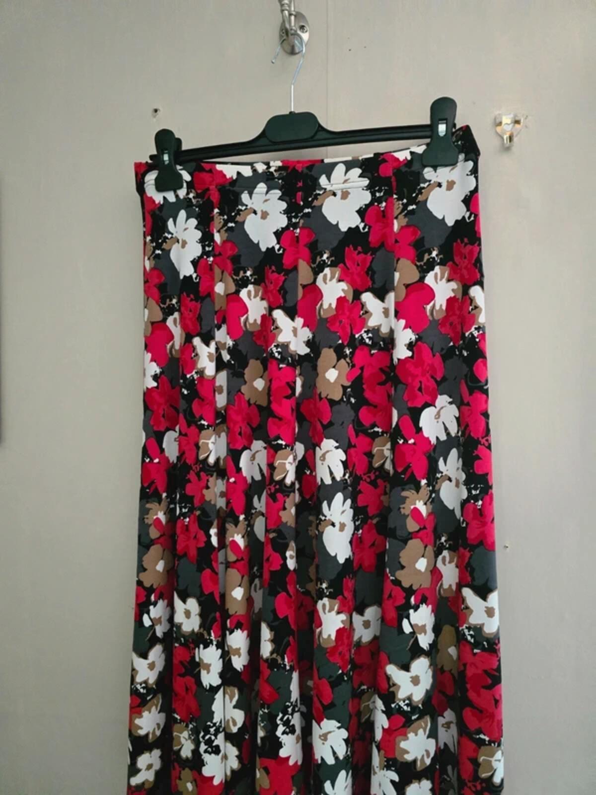 Matalan Red Black & White Floral Patterned Midi Dress Size 12