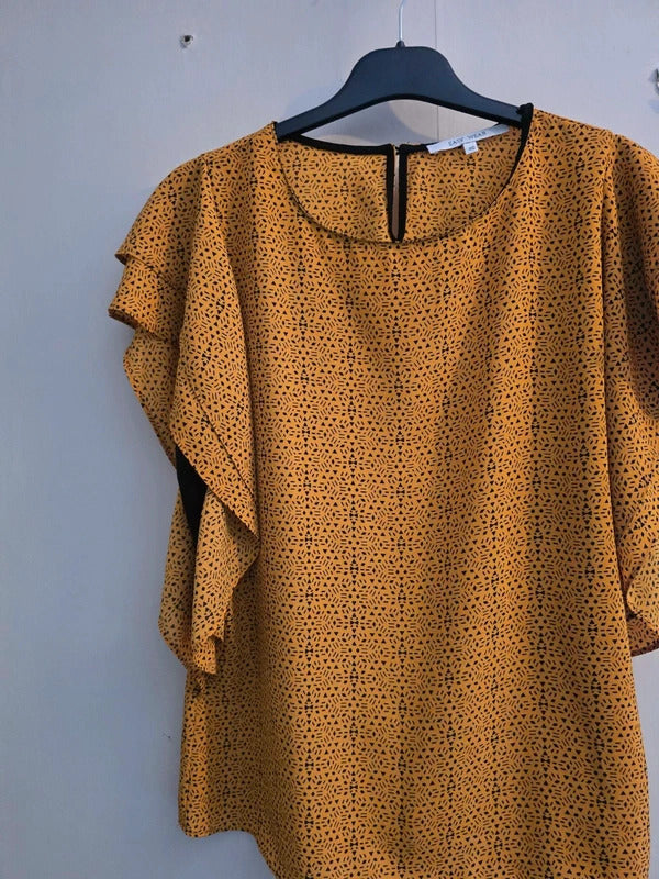 EasyWear Orange & Black Patterned Frill Sleeve Relaxed Top Size 12 / EU 40