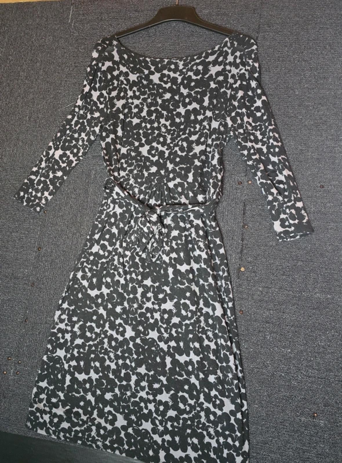 Monsoon Floral Wrap Midi Dress Black & Grey Size 12 Bodycon Smart Causal