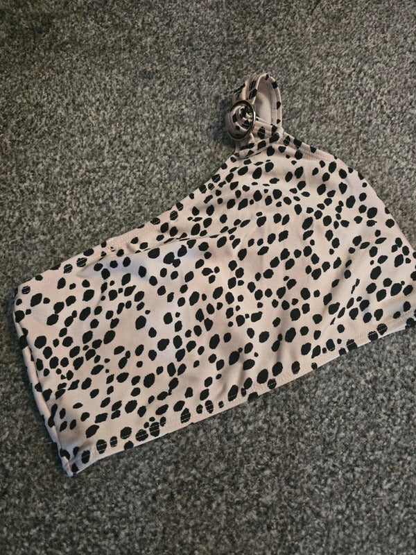 River Island Girls Beige & Black Animal Print One Shoulder Crop Top Size 9-10 Years