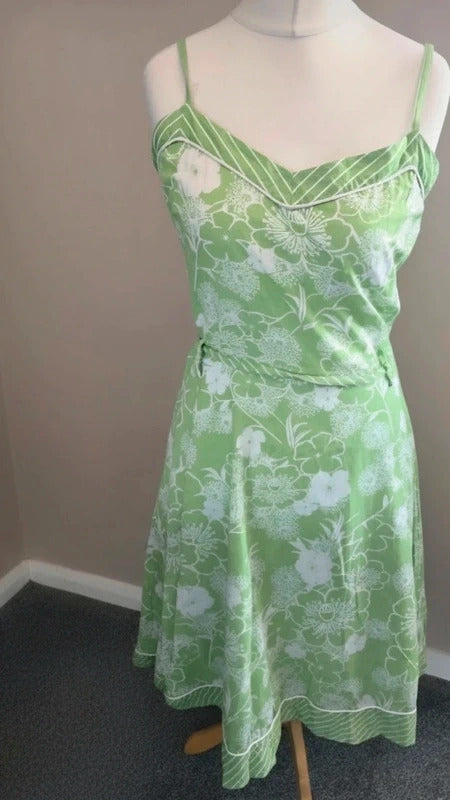 New Look Y2K Green & White Floral Cotton Belted Flared Dress Size 14