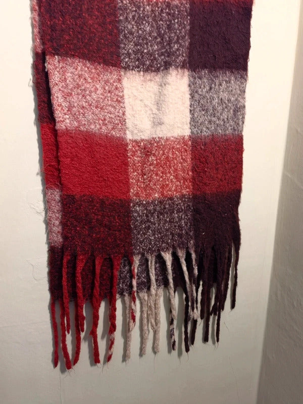 Original Red Burgundy Purple Checked Chunky Knit Tassel Scarf