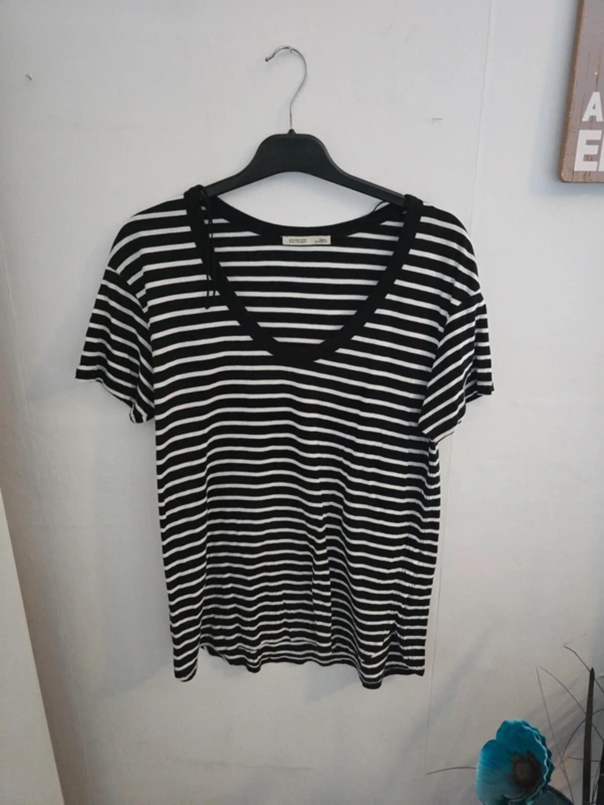 Zara Black & White Striped Short-Sleeve Scoop Neck T-Shirt M Size 12-14