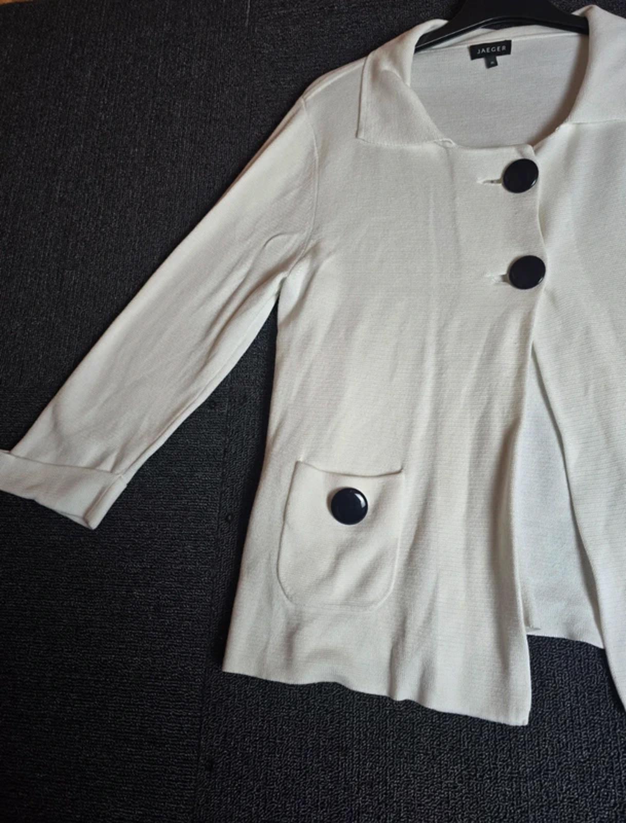 Jaeger White Boxy Cardigan Medium Size 12-14 Statement Buttons Cotton