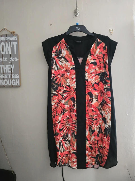 Yours Black & Red Floral Sheer Detail Dress – UK Size 18 (Label 22)