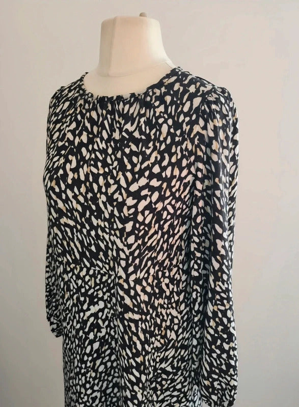Primark Black & Beige Animal Print Long Sleeve Skater Dress Size 10-12