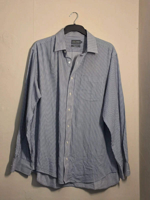 Marks & Spencer Mens Navy & White Striped Long Sleeve Shirt Regular Fit 17Collar
