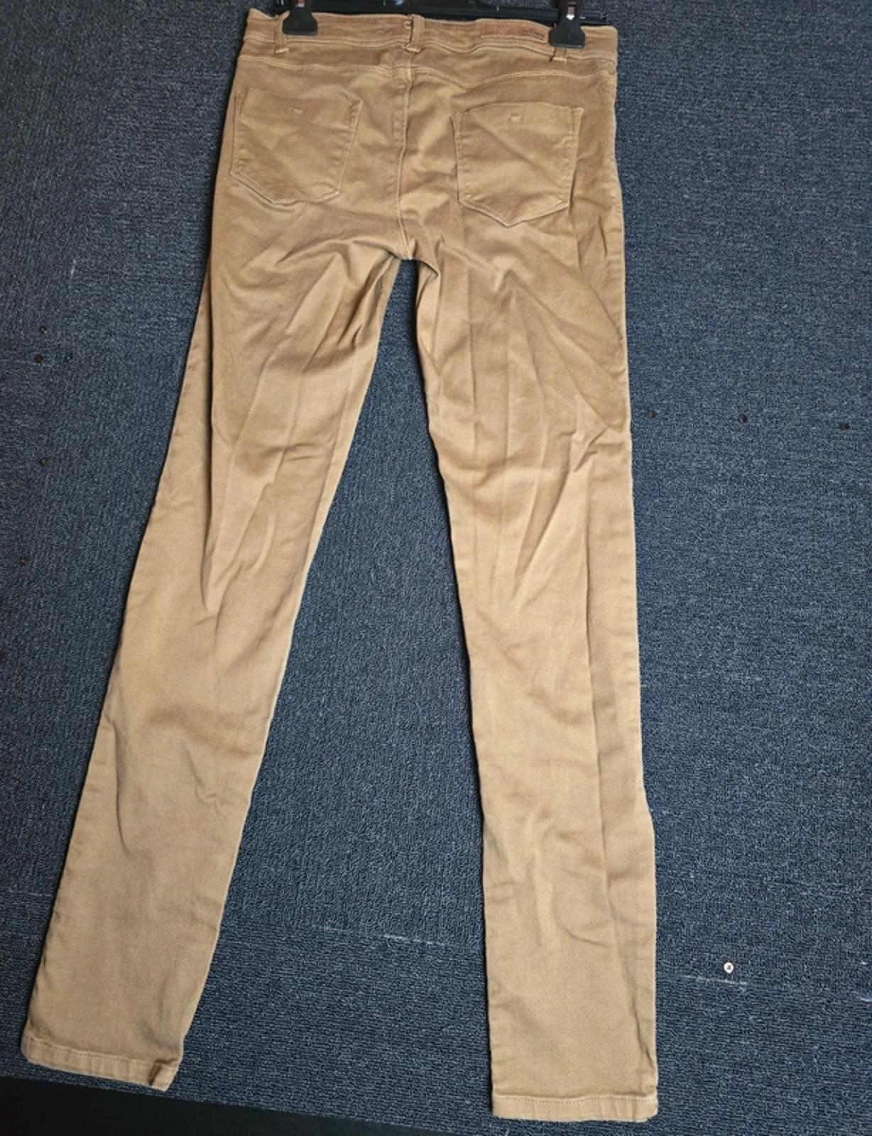 Zara TRF Beige Slim Leg Jeans Low Rise Size 10 EUR 38