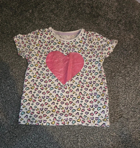 Primark Girls White & Multicoloured Heart Print Cotton T-Shirt Size 5-6 Years