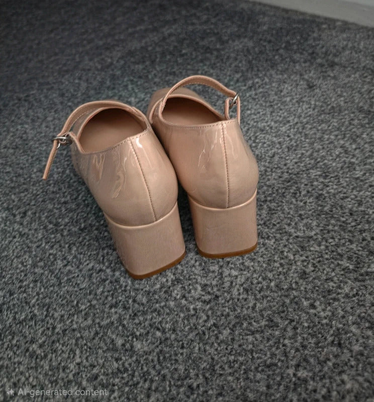 Matalan Nude Patent Platform Mary Jane Heel Shoes Square Toe Size 7