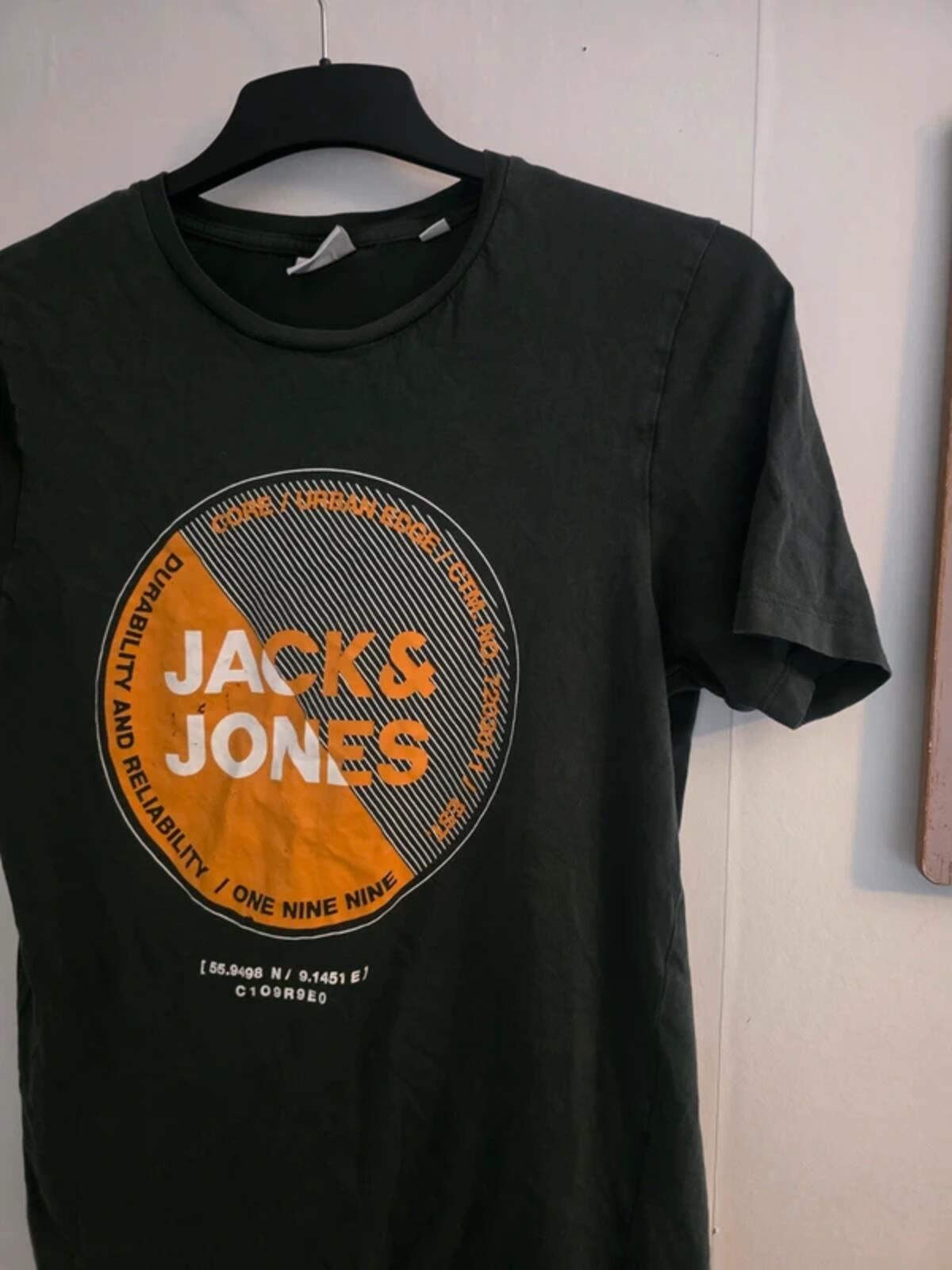 Men's Jack & Jones Green Short-Sleeve Cotton T-Shirt Size M