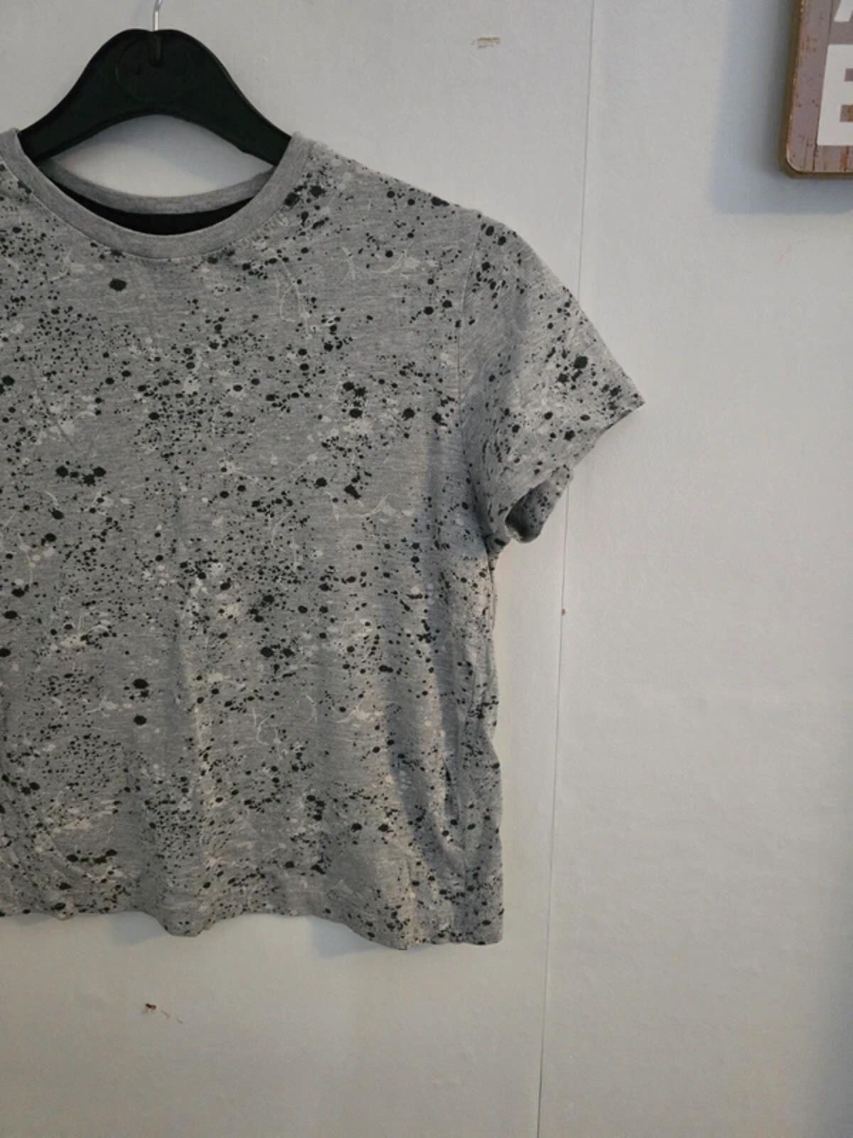 Primark Grey Short Sleeved T-shirt Boys 7Years