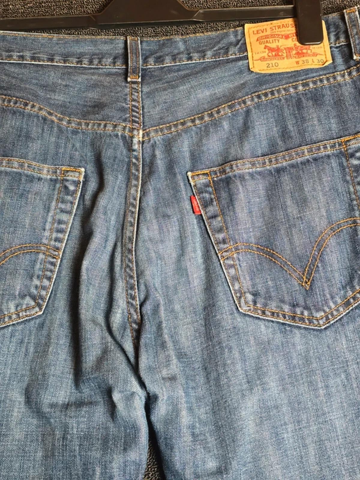 Levi's 210 Straight Leg Jeans Blue W38 L30 Vintage Regular Fit