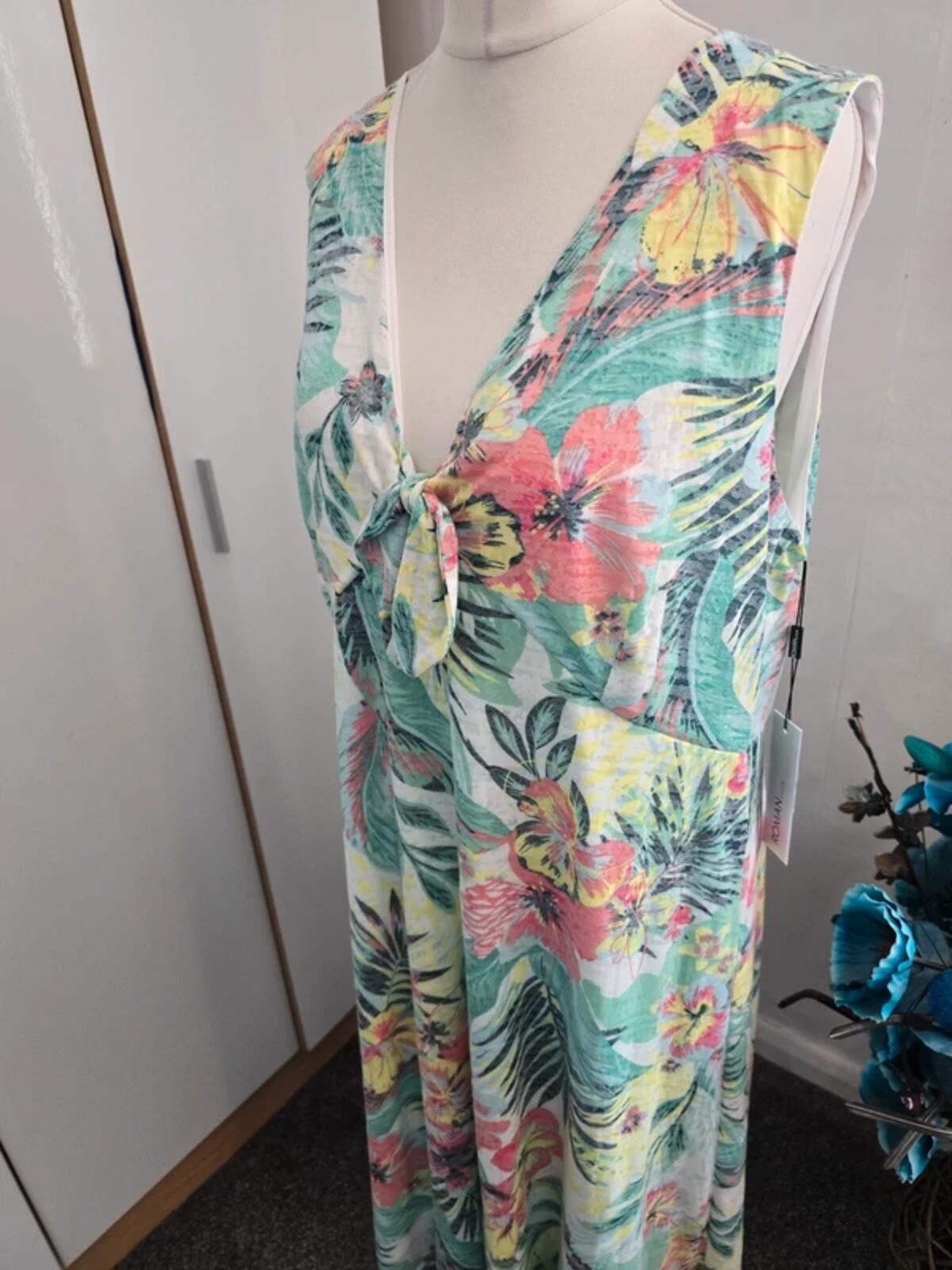 Roman Multi-Coloured Floral Maxi Dress Size 20 NWT