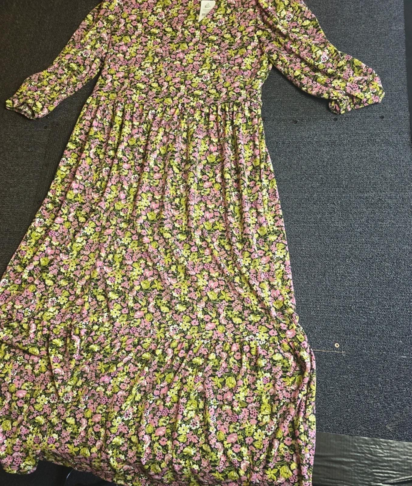 Nutmeg Midi Dress Pink & Green Floral UK Size 12 Floaty Everyday Wear