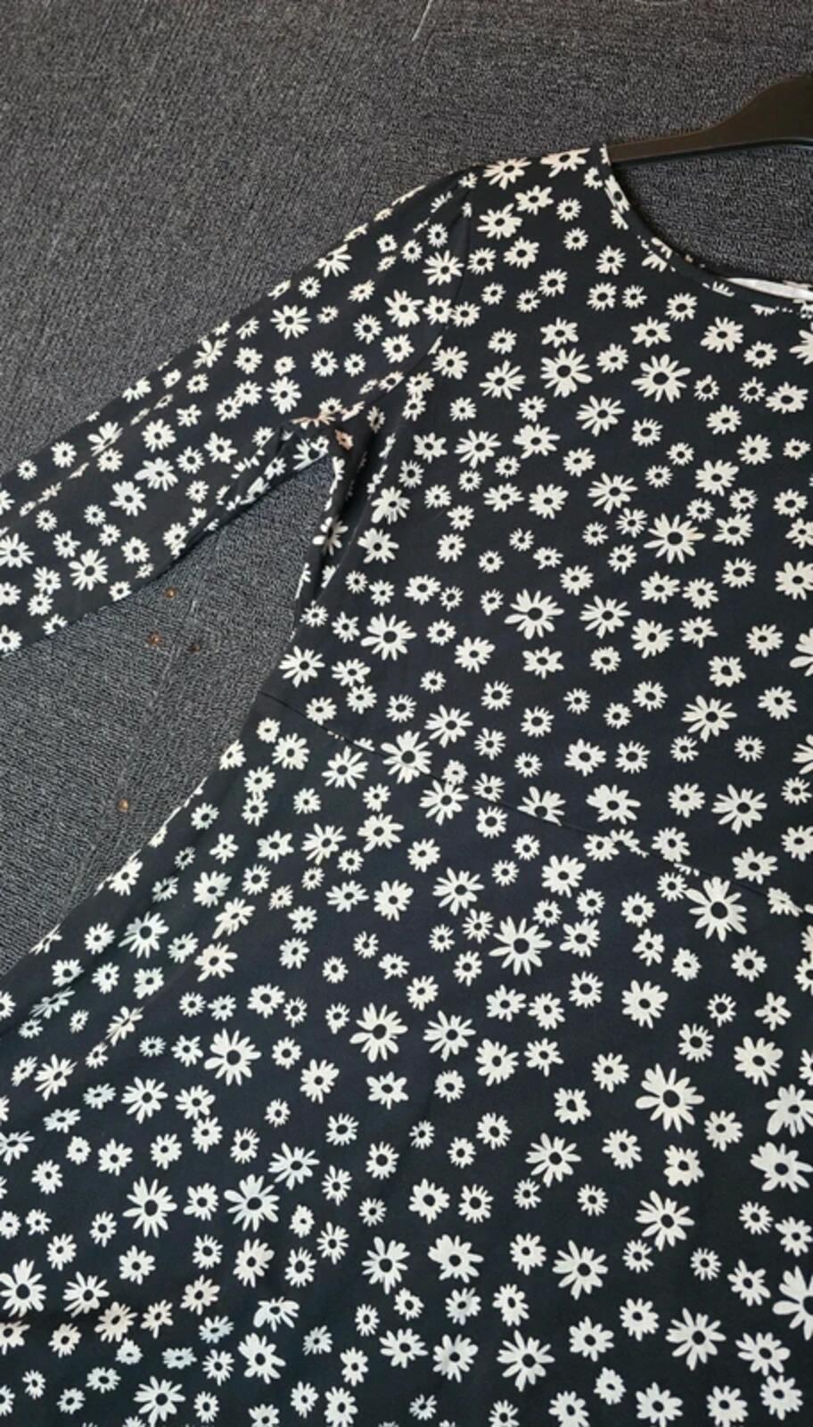 Red Herring black & white floral dress size 16
