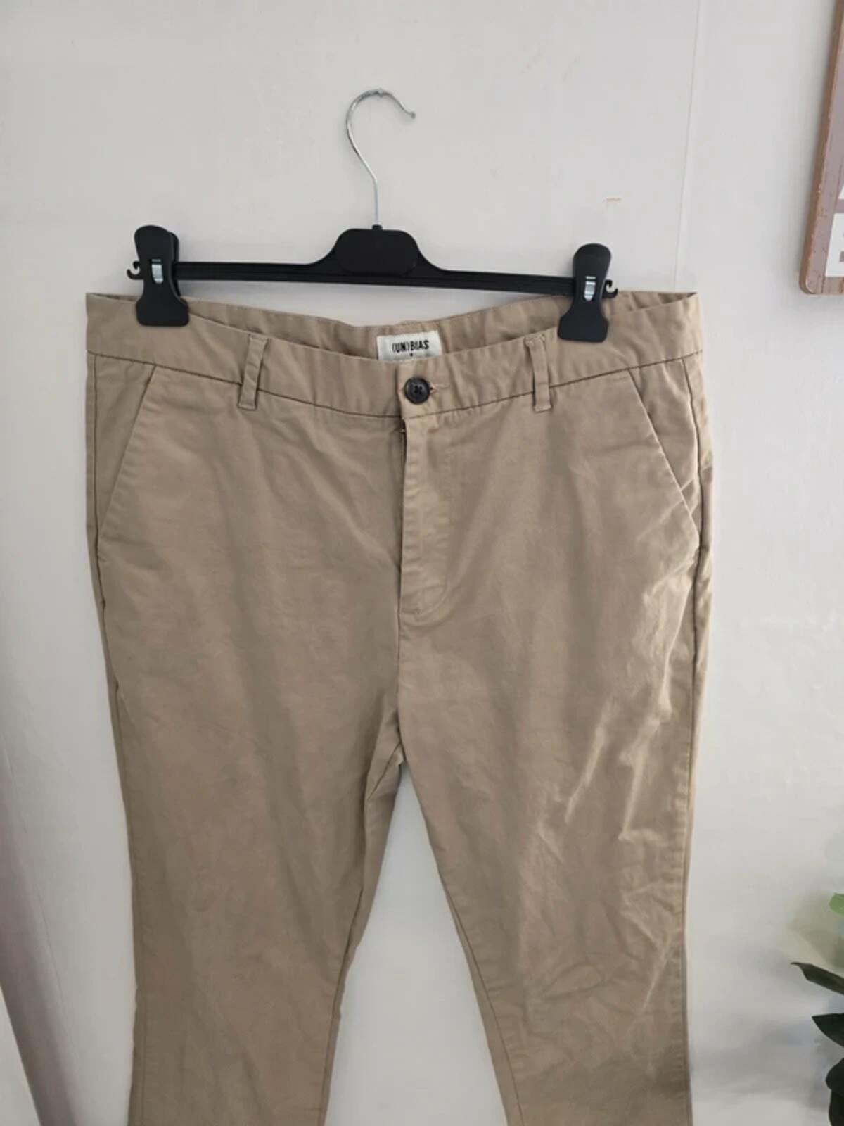 (Un)bias Mens beige slim leg chinos size 36L