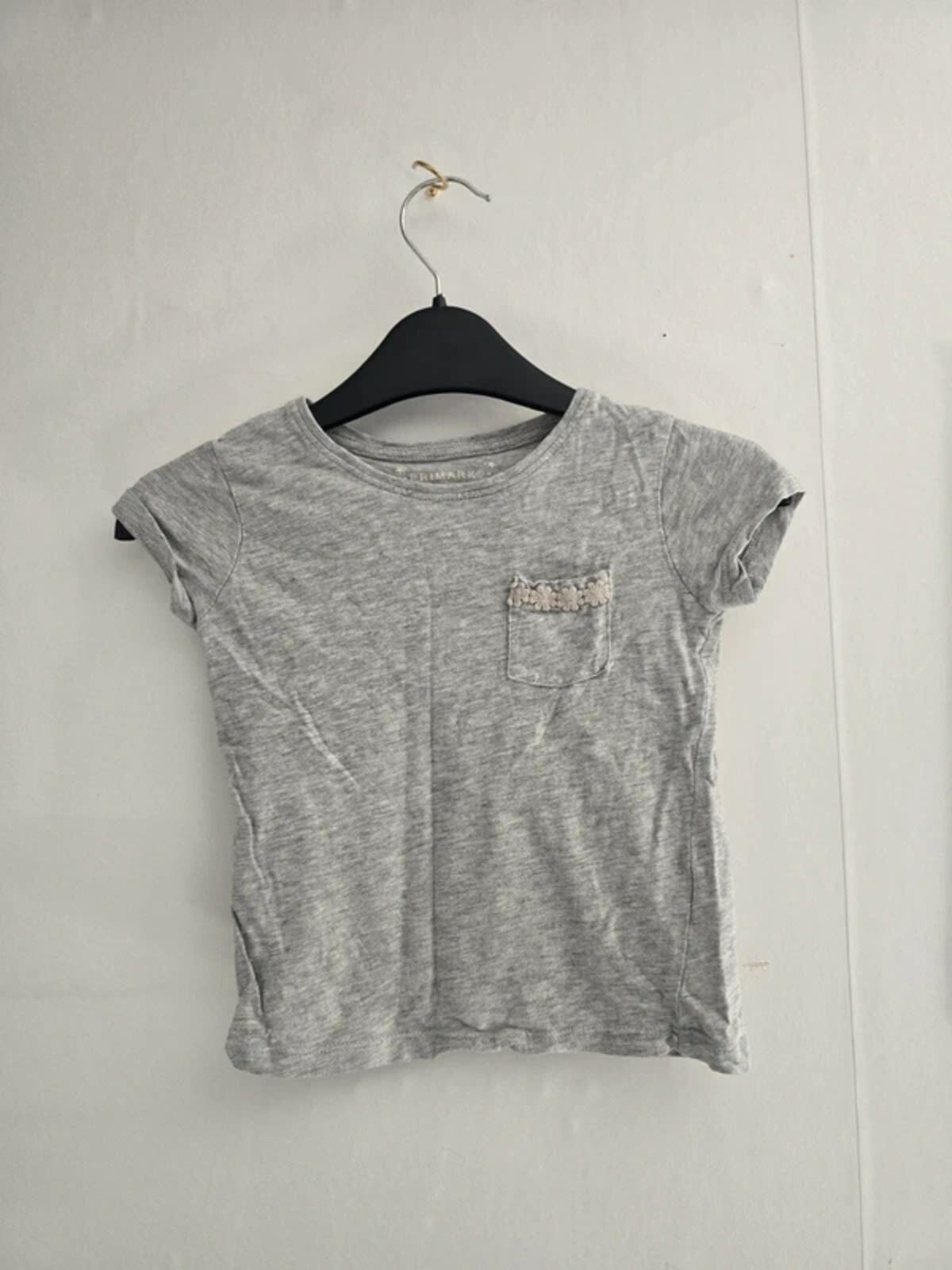 Primark Girls Grey Marl Lace Pocket T-Shirt 2-3 Years
