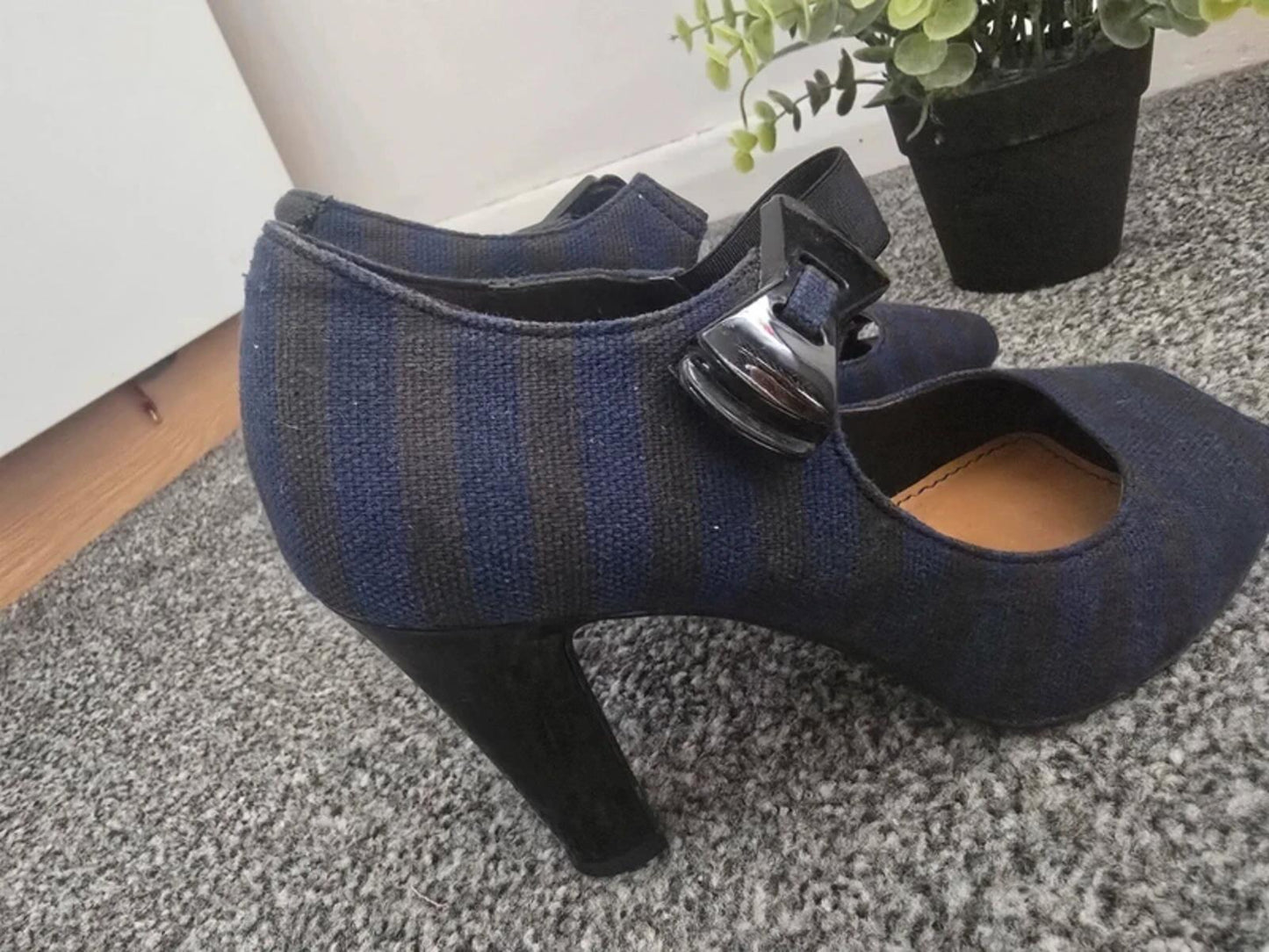 Limited Collection Peep-Toe Mary Jane Heels Size UK 5