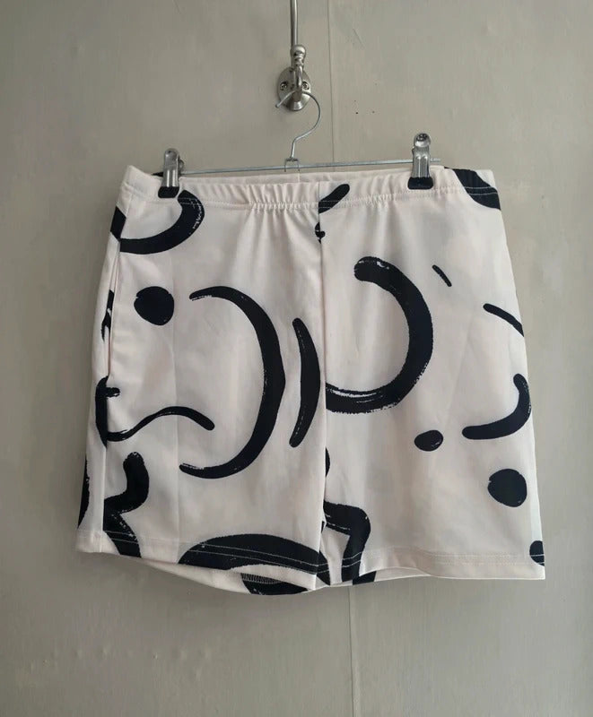 Unbranded Cream & Black Patterned High Waisted Stretchy Mini Shorts M Size 12-14
