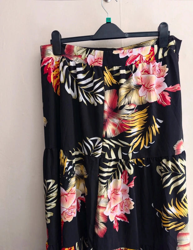 Shein Curve Black Multicoloured Floral Flared Maxi Skirt 1XL Size 18
