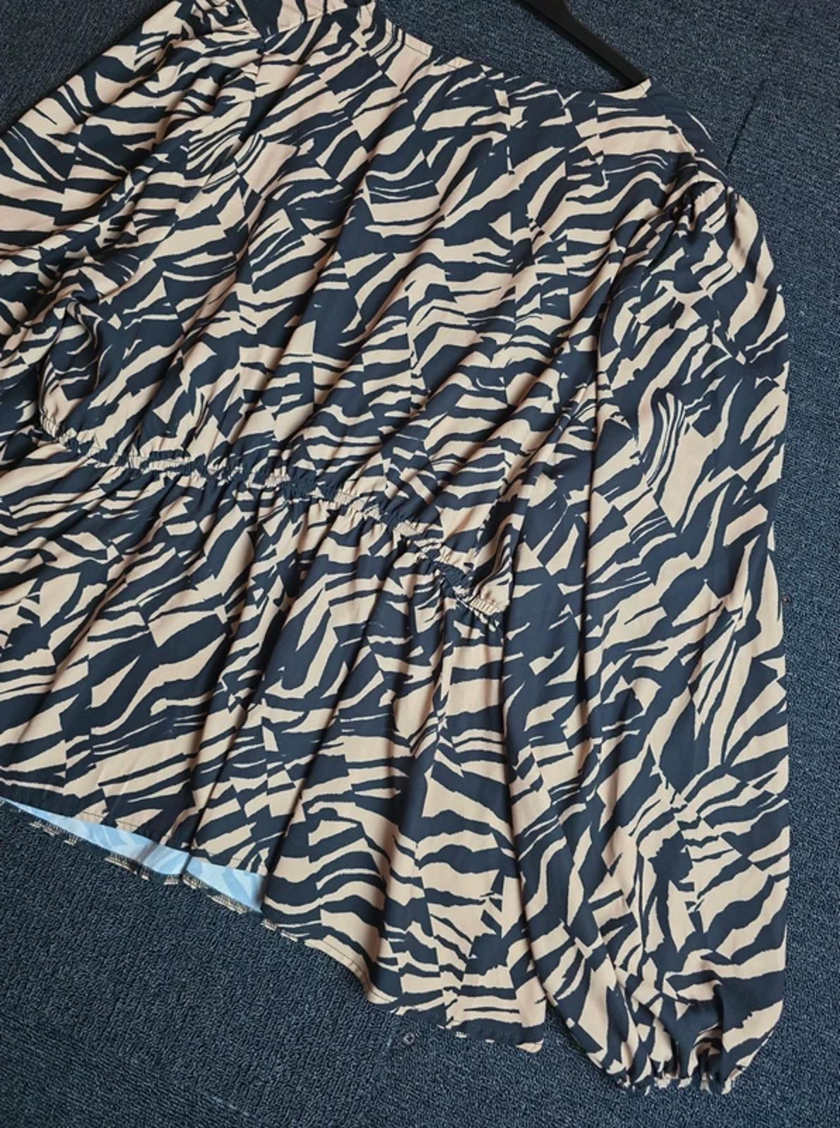 Dorothy Perkins Animal Print Wrap Top Brown Black Size 26 Peplum