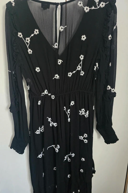 River Island Black & White Floral Frill Midi Dress – Size 8