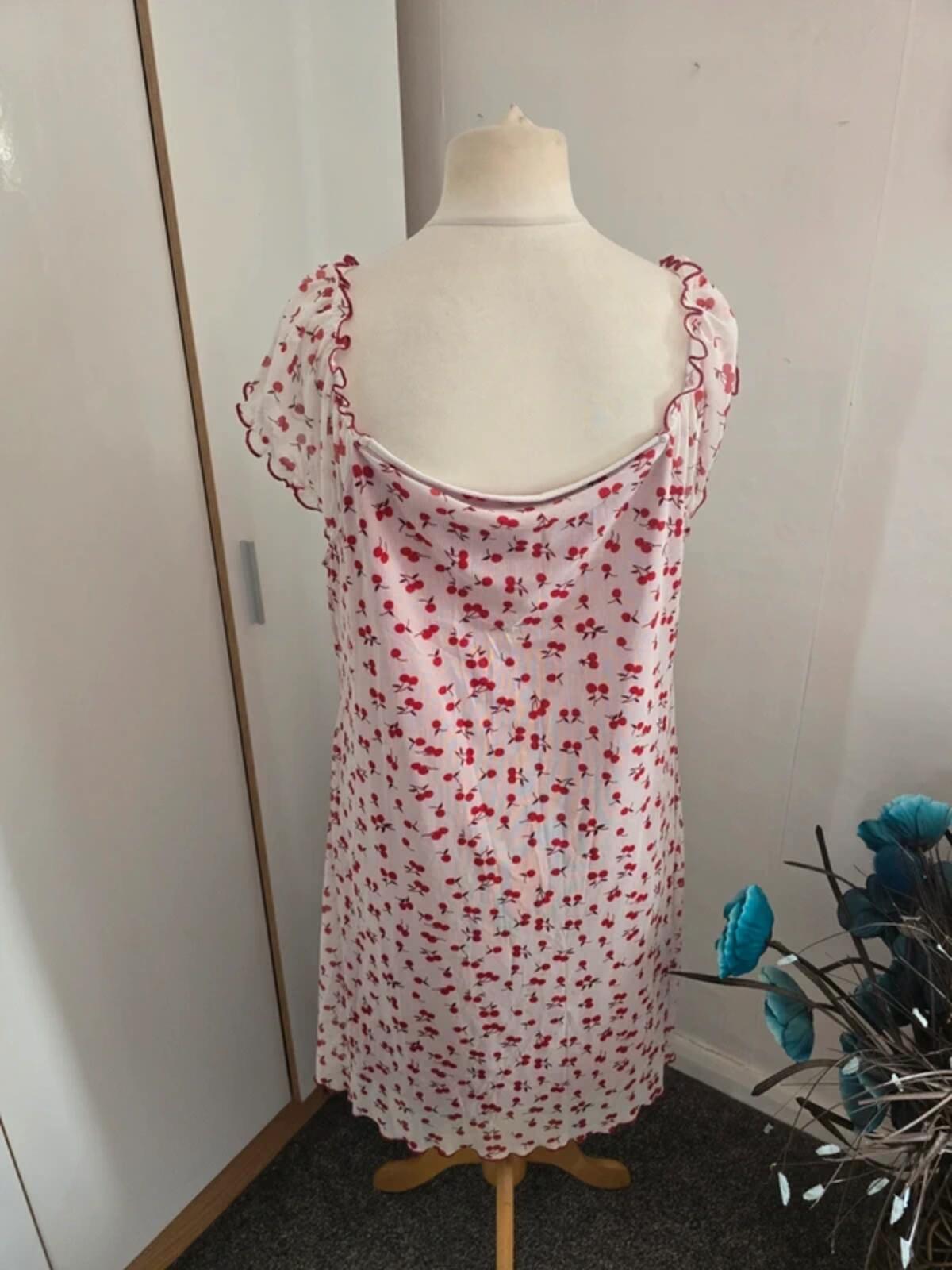 Romwe White & Red Cherry Print Lace V-Neck Dress Size 2XL Size 20