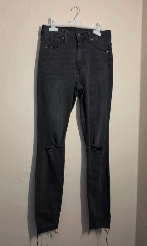 H&M Black Ripped Curvy Jeggings Ultra High Waist Size 8