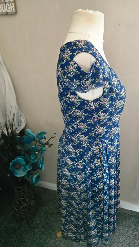 Jumpo Blue & Pink Floral Cold Shoulder Flared Midi Dress M/L Size  12-14