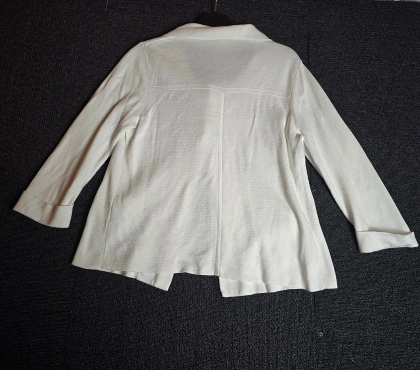 Jaeger White Boxy Cardigan Medium Size 12-14 Statement Buttons Cotton