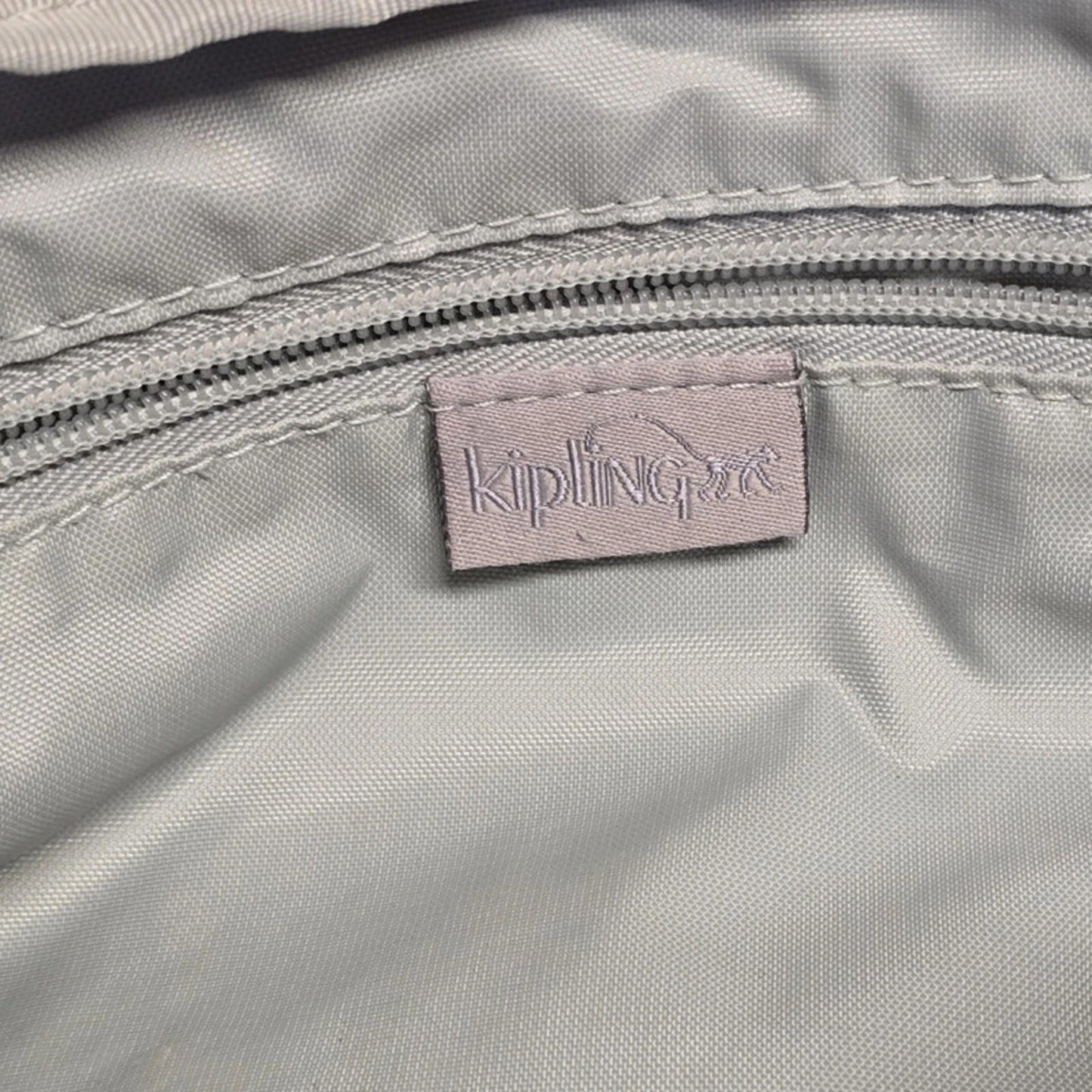 Kipling Crossbody Bag Grey & White Pattern Zip Pockets Adjustable Strap