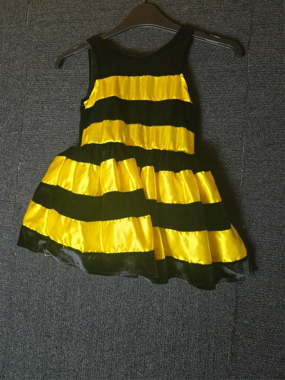 Fun of a kind girls bumble bee costume age 3-4years