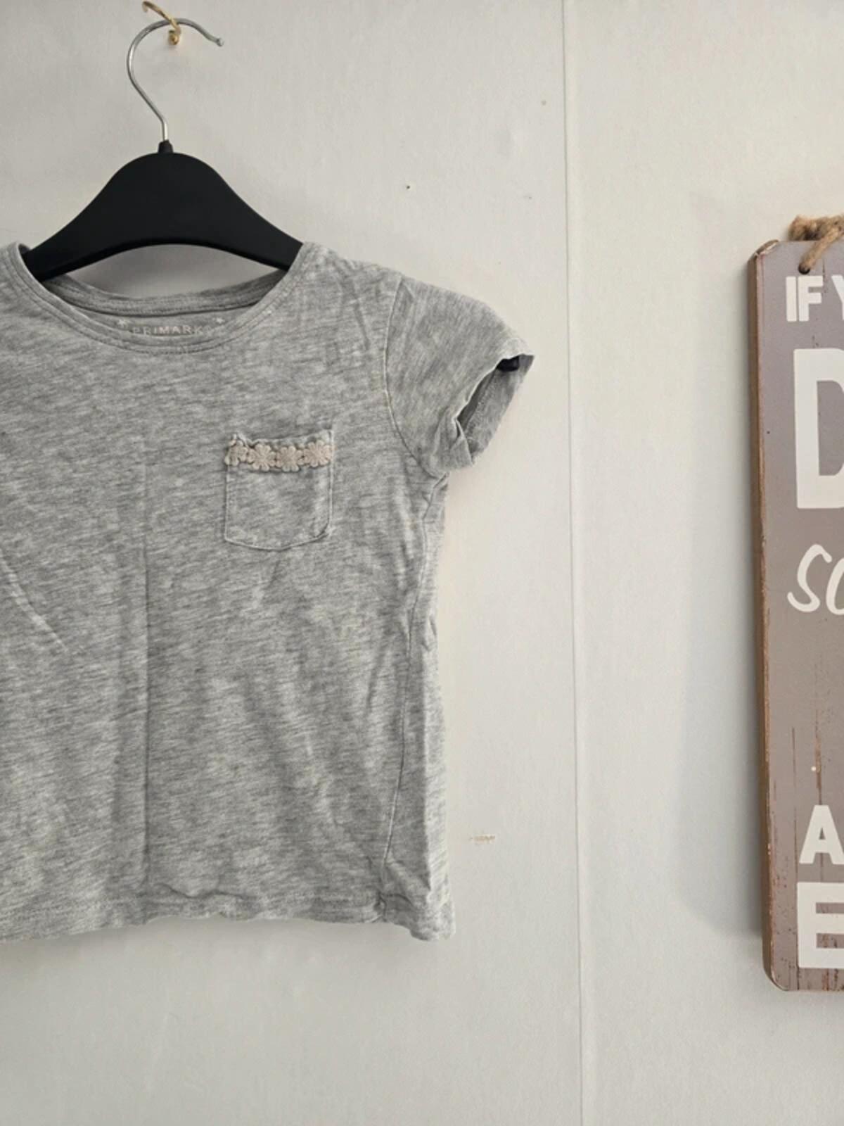 Primark Girls Grey Marl Lace Pocket T-Shirt 2-3 Years