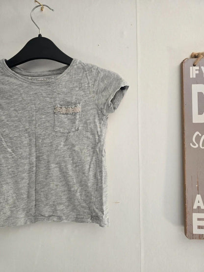 Primark Girls Grey Marl Lace Pocket T-Shirt 2-3 Years