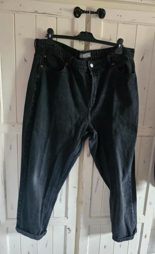 Primark Women's Black High-Waisted Slim Relaxed Cuffed Jeans Size 20