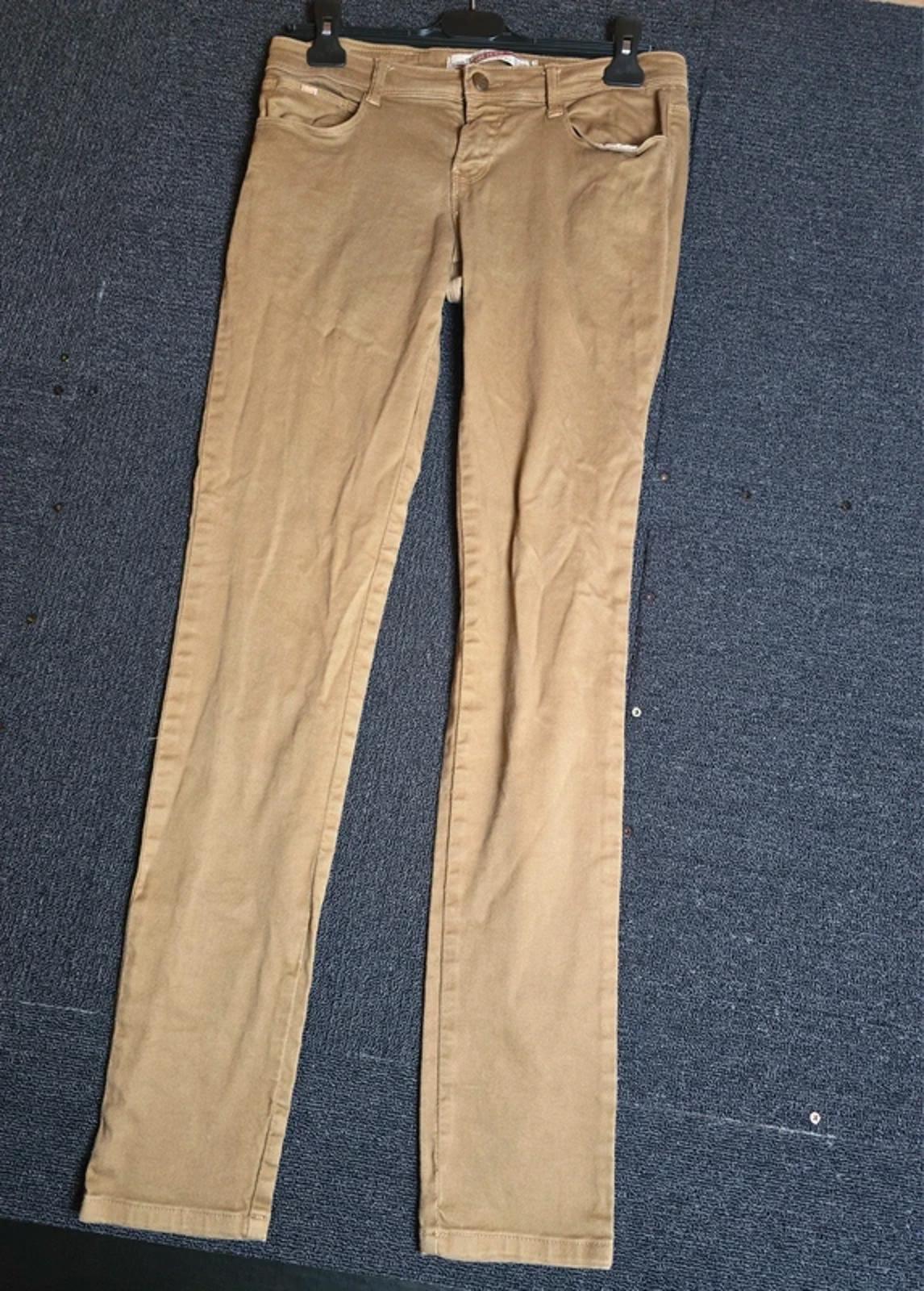 Zara TRF Beige Slim Leg Jeans Low Rise Size 10 EUR 38