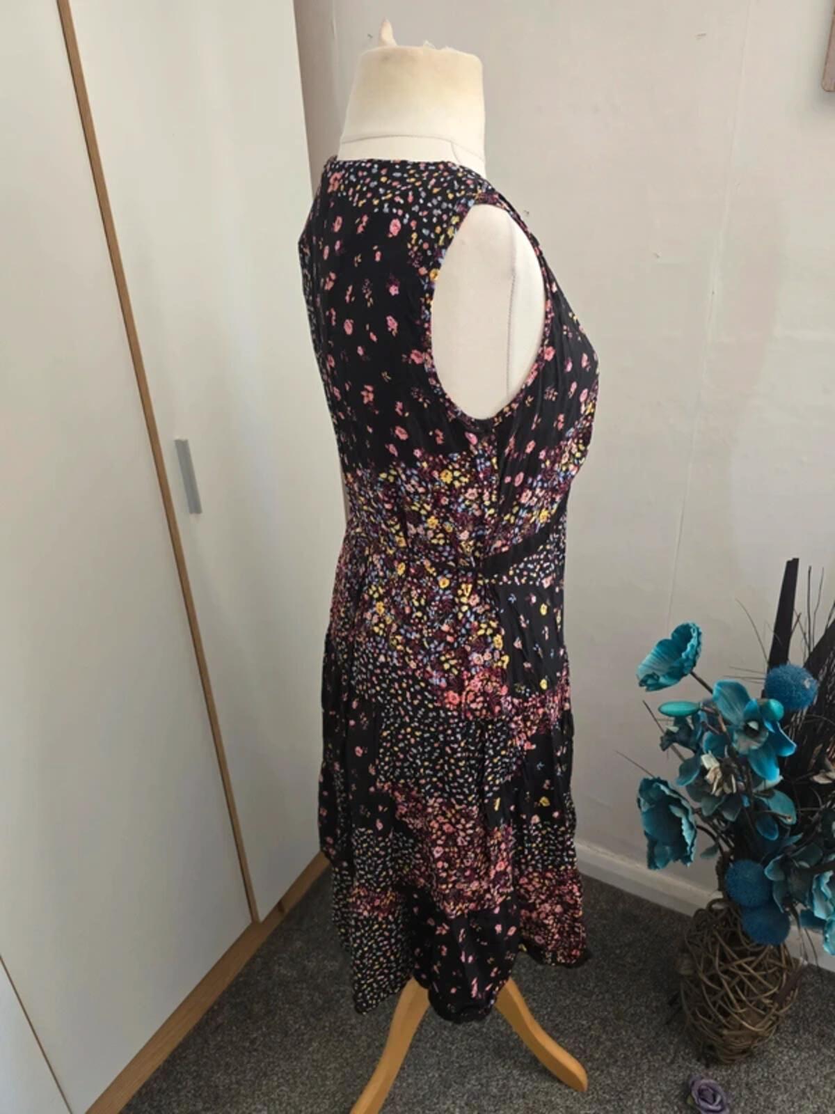 Next Multicoloured Floral Patchwork Knee-Length Flared Dress Size 12
