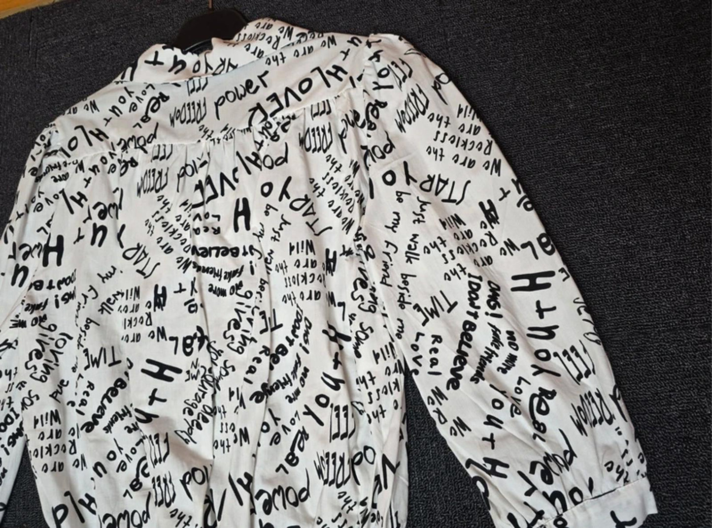 Yare By CSM Shirt White & Black Small Size 8/10 Print Crop New