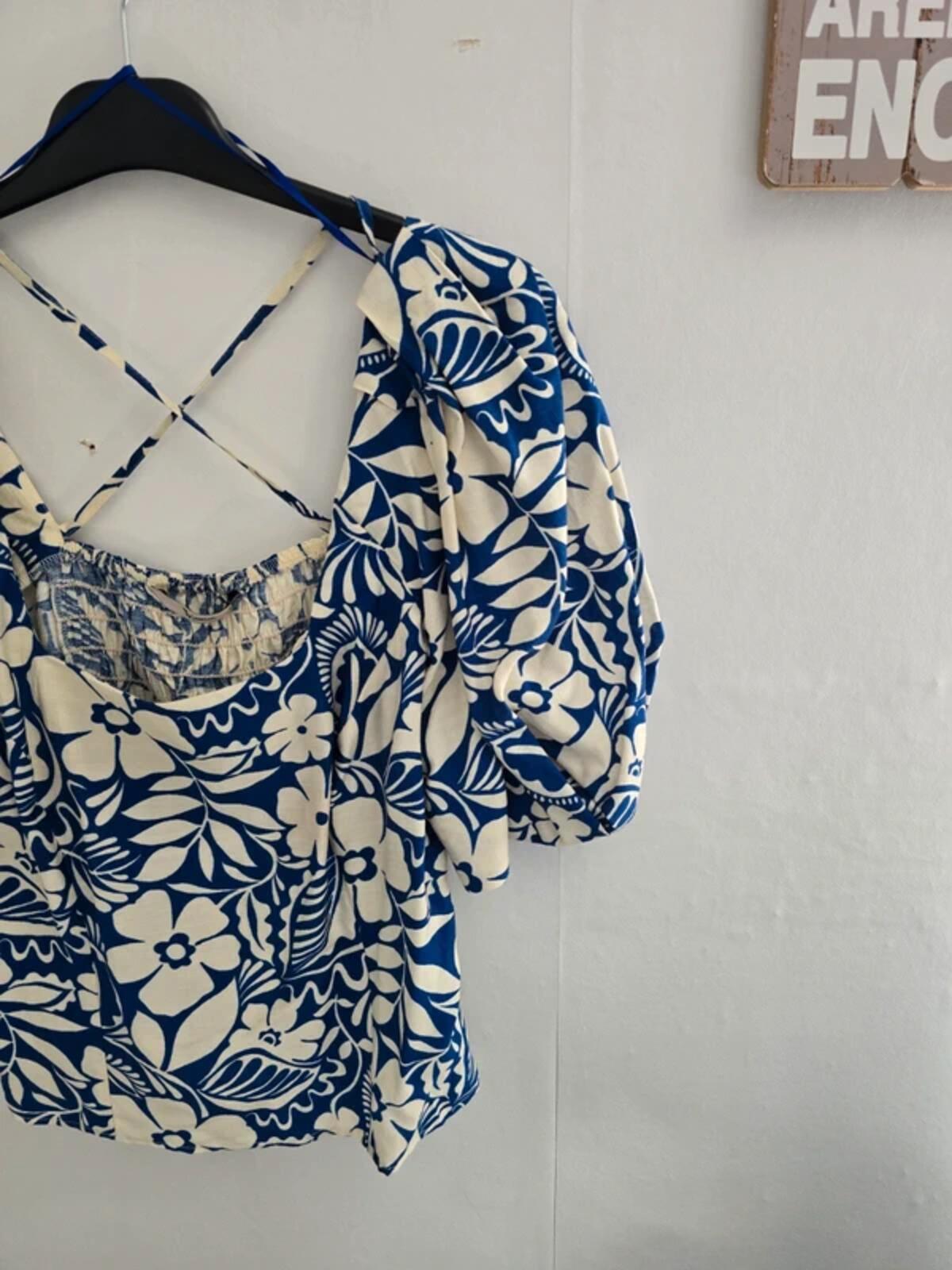 Tu Blue & White Floral 2-Piece Co-Ord Outfit Size 14 Reg