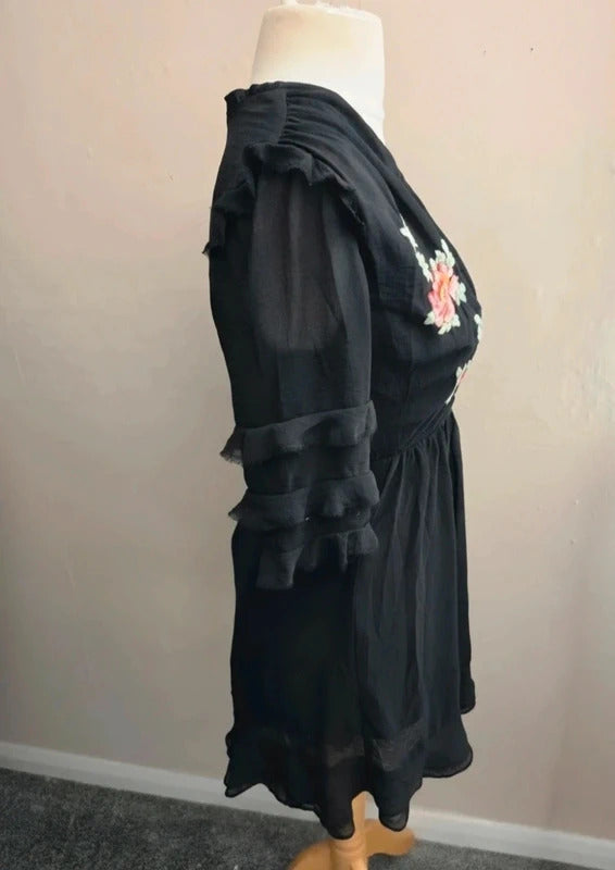 Topshop Black Embroidered Floral Frilly Flared Dress Size 10